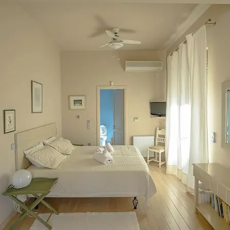 Βίλα Astoria Κορακοχώρι